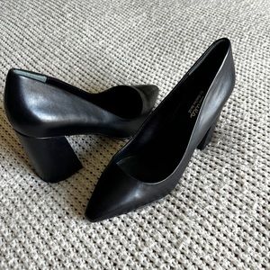 Perfect pumps for work!